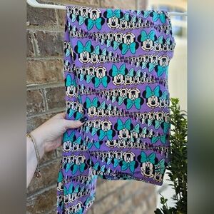 Lularoe Disney Leggings TC